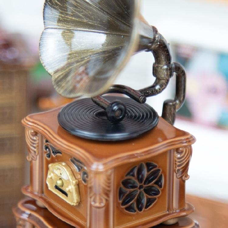 Детализированный миниатюрный фонограф для кукольных домиков, дисплей, улучшает аксессуары для ролевых игр в гостиной