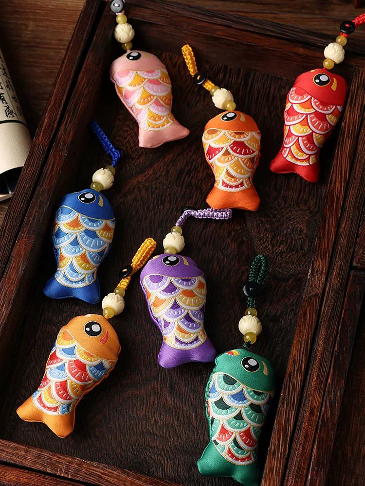 Koi Embroider Sachet Perfume Bag Sandalwood Chinese Style Good Luck Pendant Keychain Pendant Dragon Boat Festival Gift Protective Talisman