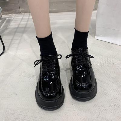 Туфли на толстой подошве, женская обувь, весна-осень 2025 года, новые туфли на плоской платформе со шнуровкой, небольшие кожаные туфли, туфли на высоком каблуке с круглым носком в британском стиле