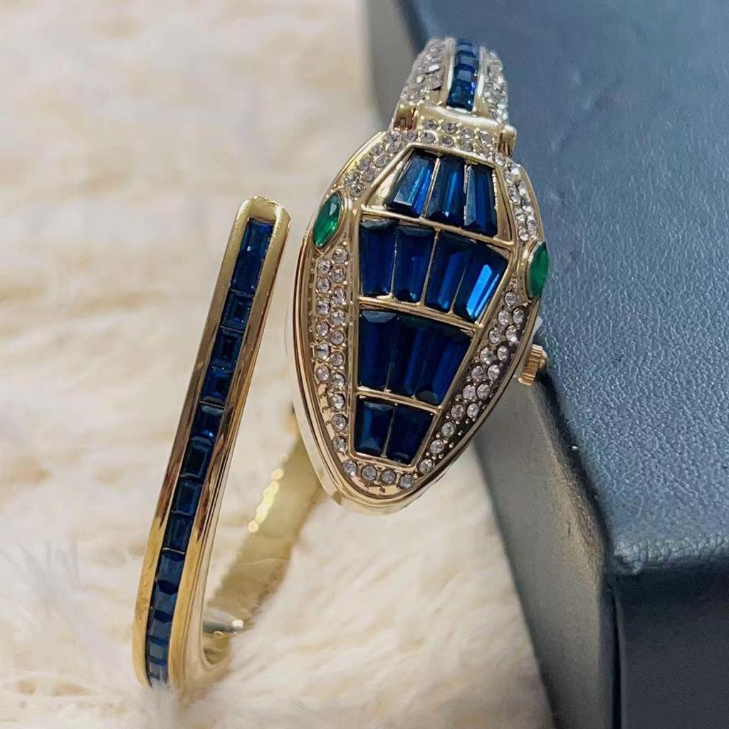 Кварцевые часы с бриллиантовым браслетом Snake 2023 года — хит продаж, дизайн в форме змеи