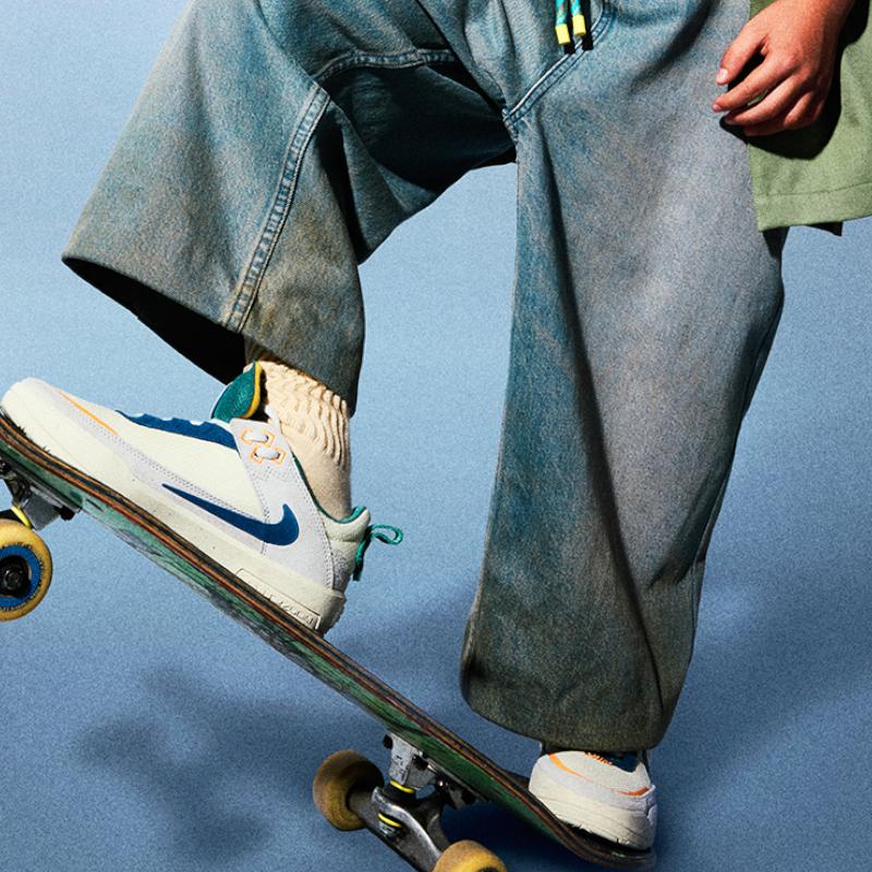 Nike SB День Первый GS Дети Парус Кокосовое Молоко Фотонная Пыль Судебный Синий HM3720-141