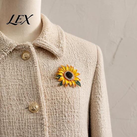 Elegant Sunflower Pin Rhinestone Brooch, Decorative Floral Lapel for Men Daily Wear Women, Jewelry Accessory Coats Dresses Scarves Vintage Plant