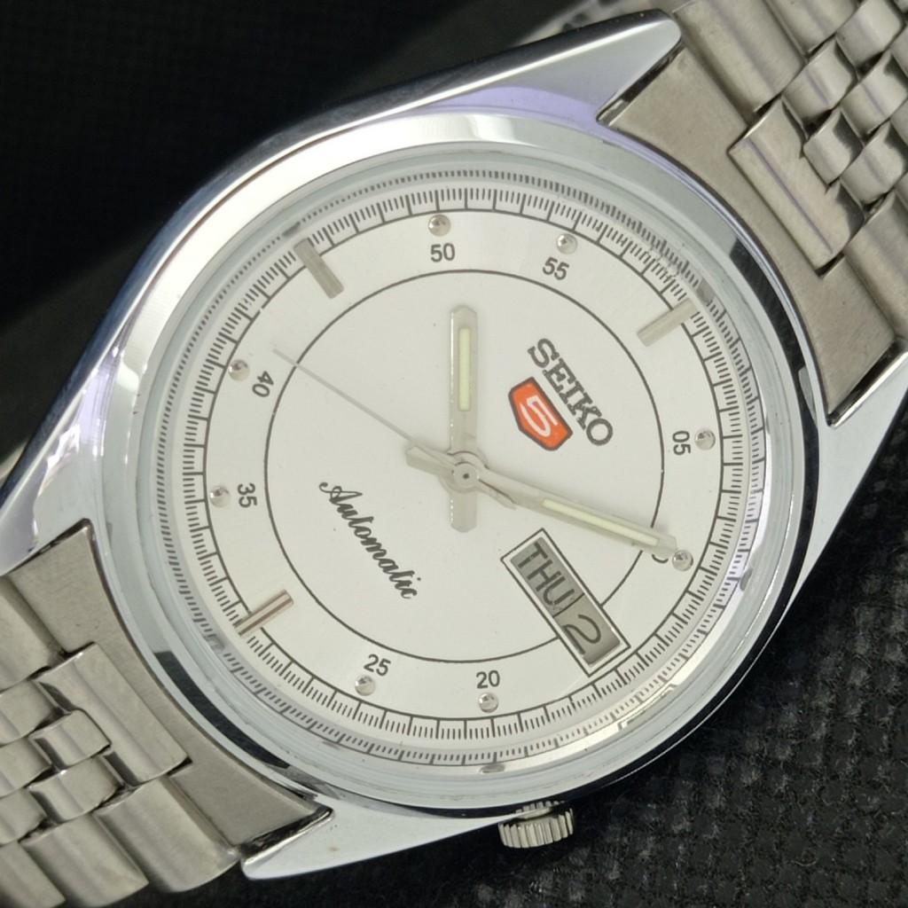 ВОССТАНОВЛЕННЫЕ ВИНТАЖНЫЕ МУЖСКИЕ ЧАСЫ SEIKO 5 AUTOMATIC JAPAN D/D SILVER 593a-a311253-2