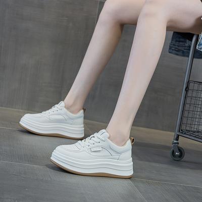 Платформенные белые женские туфли весна 2025 новая взрывная версия интернет-знаменитость такие же повседневные модные универсальные студенческие женские туфли