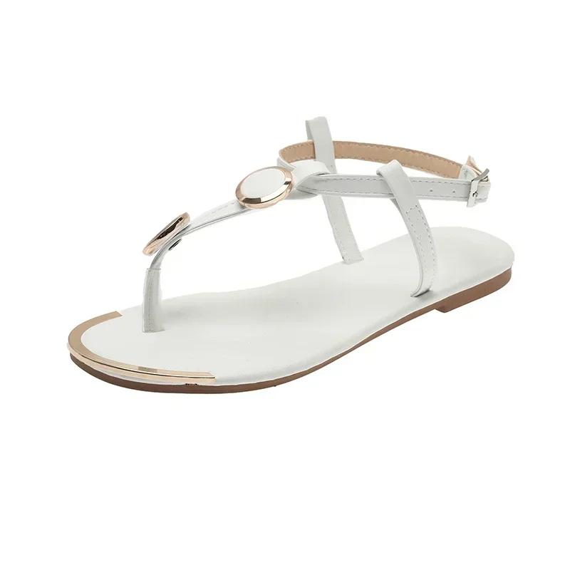 Мода 2024 года, женская обувь, женские сандалии, модные сандалии на плоской подошве с пряжкой на ремешке, металлические украшения, туфли на плоской подошве с круглым носком для женщин