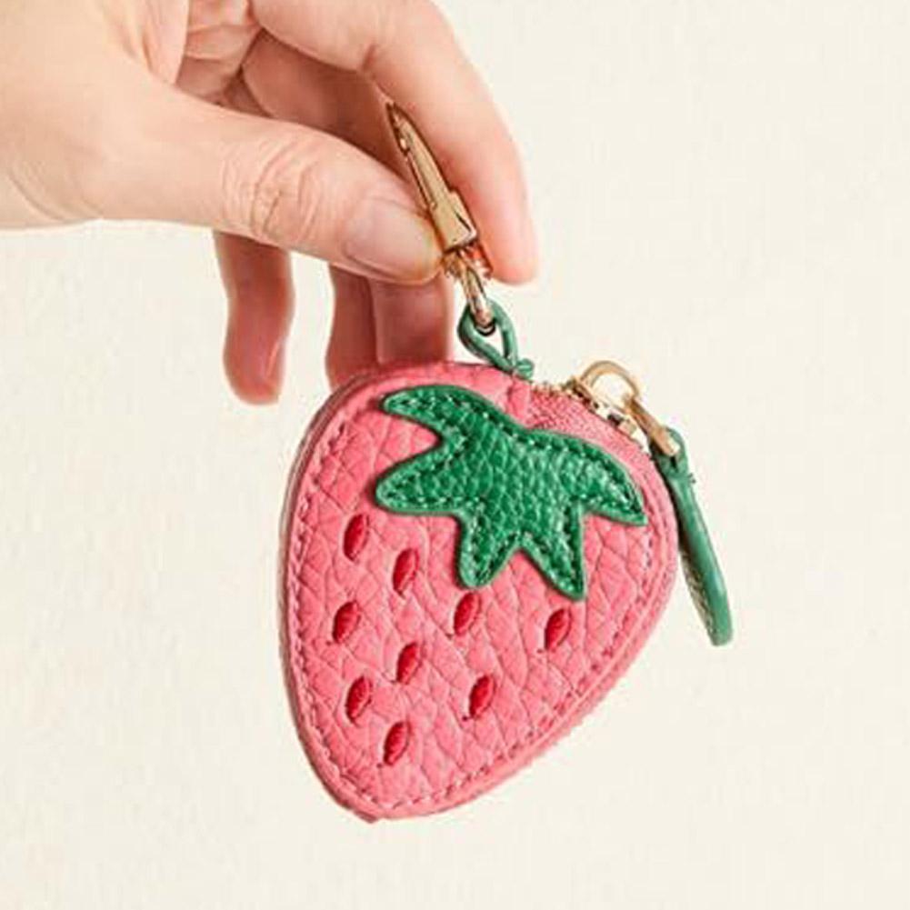 Милый мини кошелек для монет из ПУ кожи с клубничкой, брелок, практичный мини кулон в форме фрукта, сладкие украшения для рюкзака