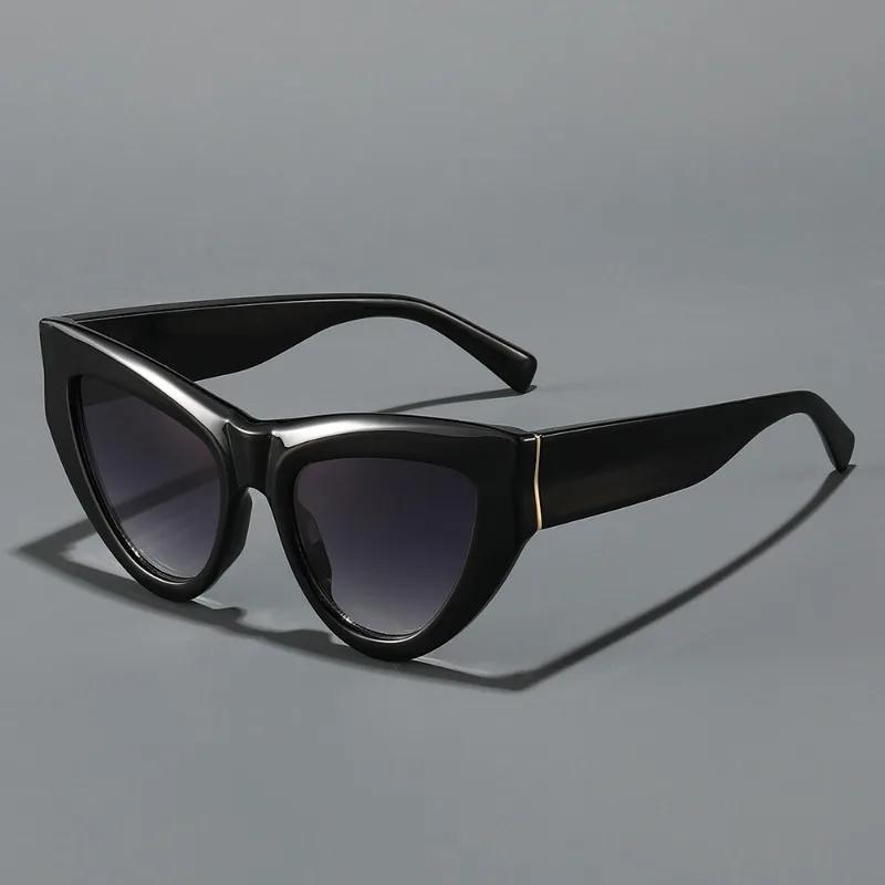 Hot Selling Women's Triangular Cat Eye High-End Fashion Sunglasses UV400 Protection Sun Glasses with Unique Design Best Seller