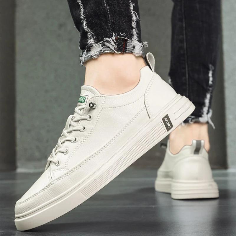 Модные мужские белые повседневные кроссовки 2024 года, осенние вулканизированные туфли для мальчиков, спортивная обувь для тенниса, мужские кроссовки с мягкой подошвой, мужская прогулочная обувь