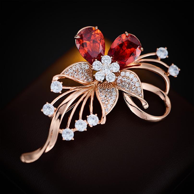 Rose gold zircon-set floral brooch with elegant and luxurious design, perfect accessory for clothes, featuring a pin