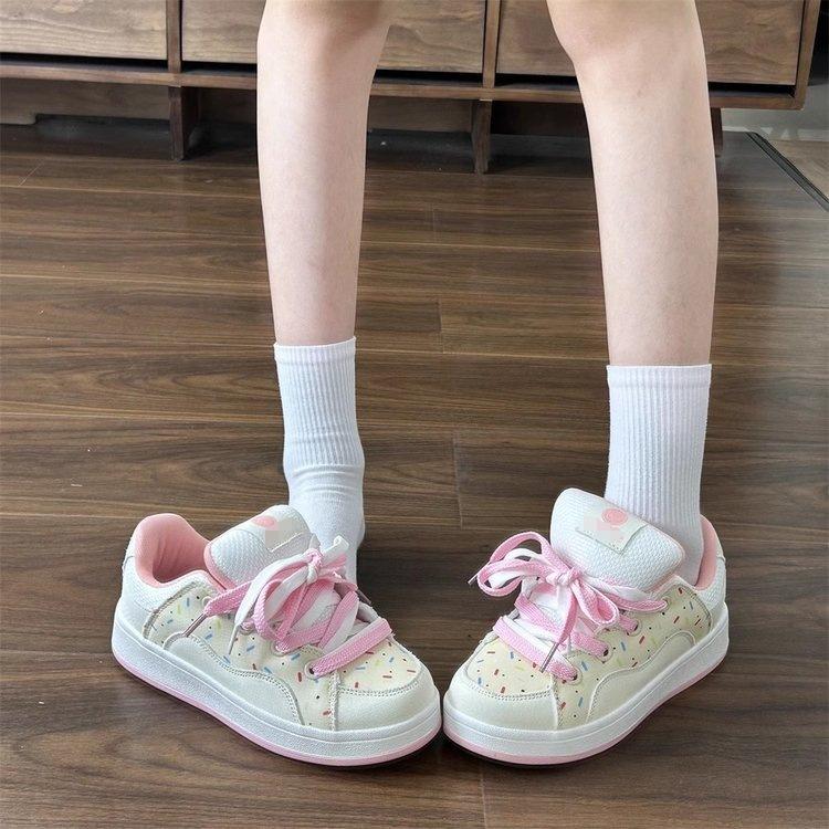 Niche Bread Shoes Women's Autumn New Versatile Sweetheart Powder Student Leisure Sports Board Shoes Tide