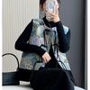 New Lady Retro Contrasting Color 2025 Early Spring Temperament Vest Round Neck Disc Buckle High-end Commuter Vest