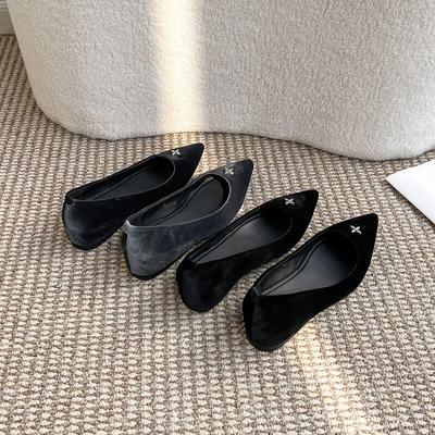 Бархатные женские туфли-лодочки на скрытом каблуке 5 см, с французским острым носком, металлической перекрестной пряжкой, с низким вырезом, для весны/осени.