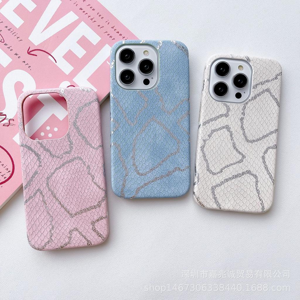 Apple 15 Leather Gold Python Pattern Mobile Phone Case - Business Style for Promax Models 14, 13, 12, 11