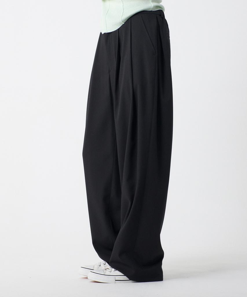 UNKNOWN PLANET Double-Pleat Wide Elastic Waist Slacks Dark Black