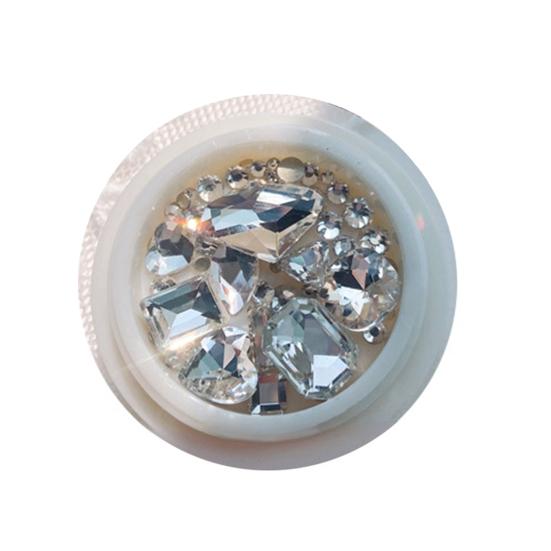 Стильные стразы для ногтей из изысканной смолы своими руками