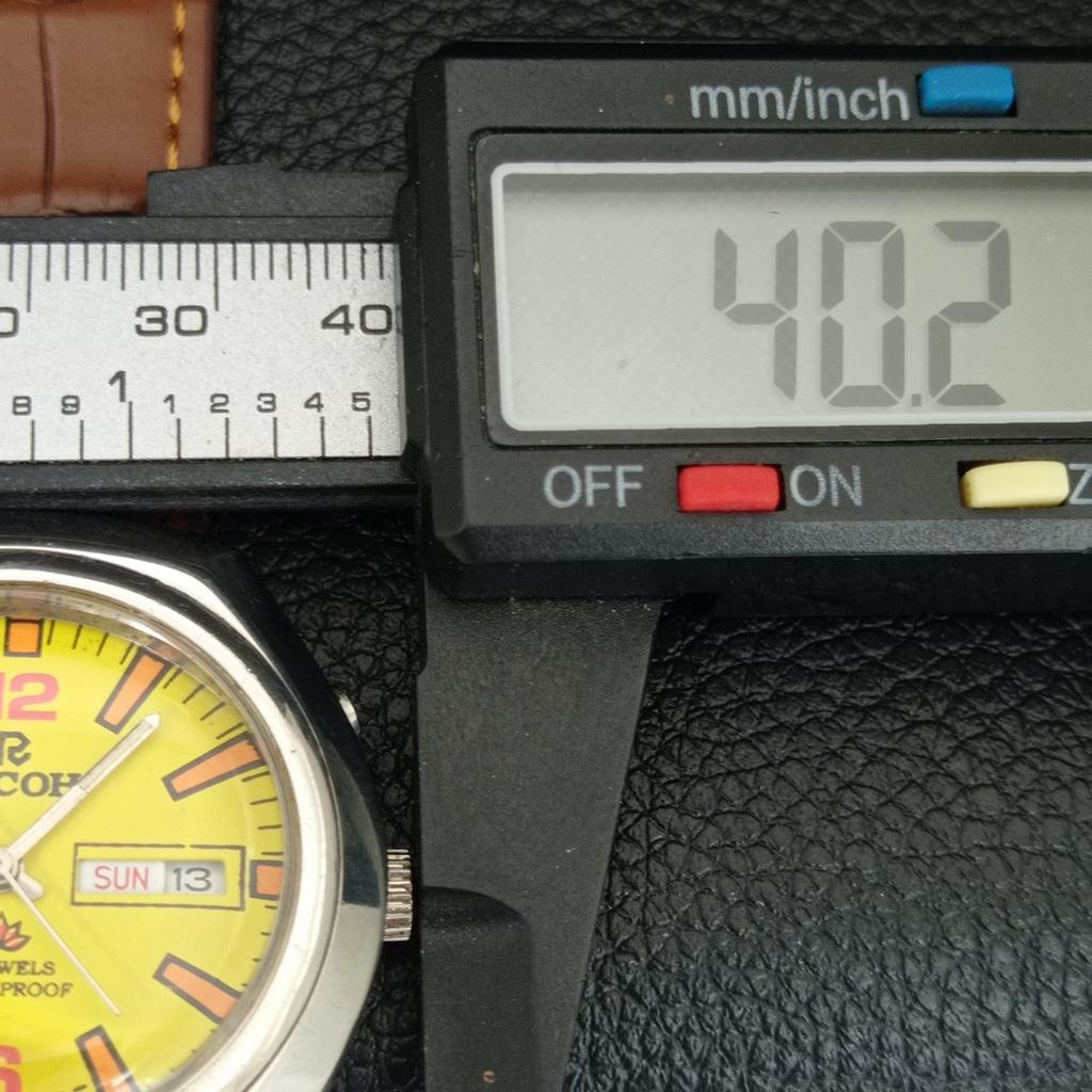 Ricoh R31 АВТОМАТИЧЕСКИЕ ВИНТАЖНЫЕ ЯПОНСКИЕ МУЖСКИЕ ЧАСЫ ЖЕЛТОГО ЦВЕТА a707706-1