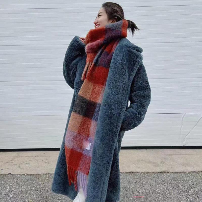 Rainbow Scarf: Women's Colorful Plaid Winter Shawl - Trendy, Warm, and Versatile for Students and Couples