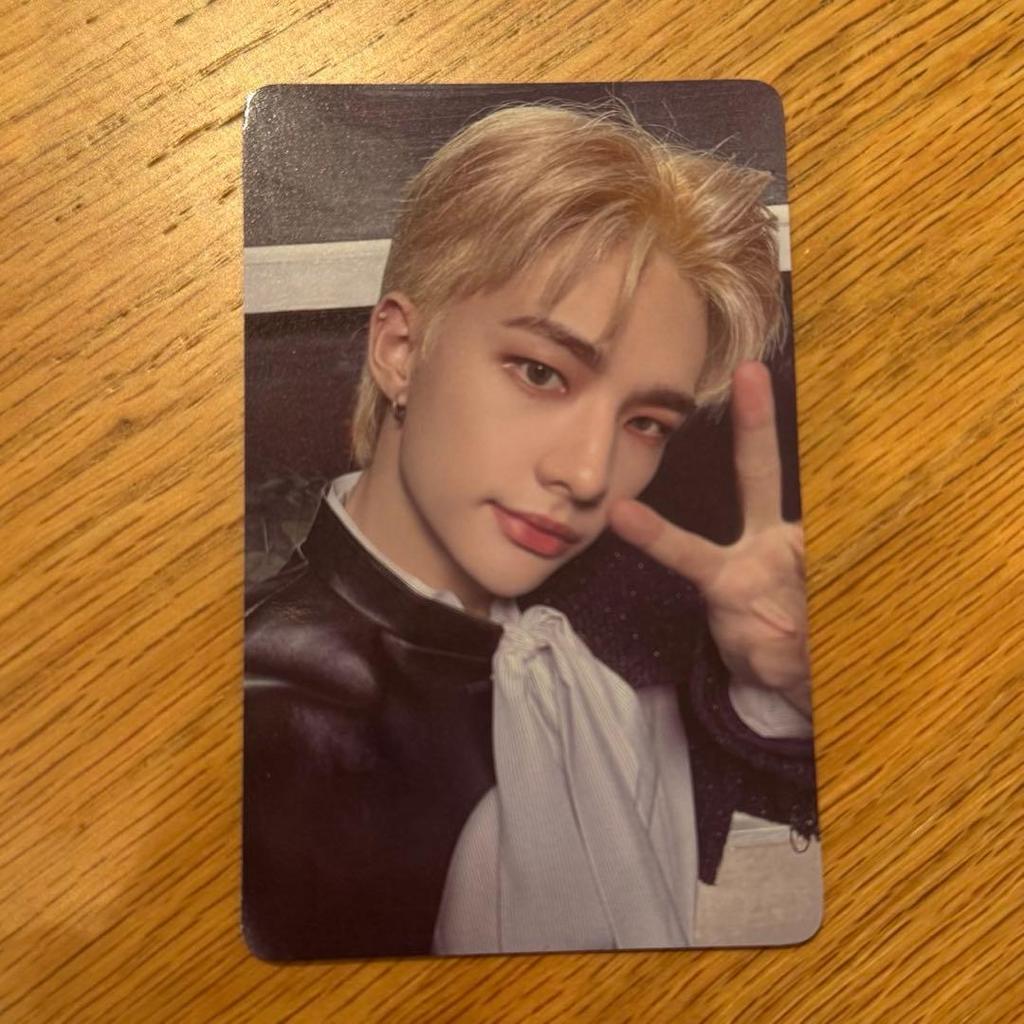 [USED] Stray Kids Exhibition Hyunjin Trading Card Purchase Bonus