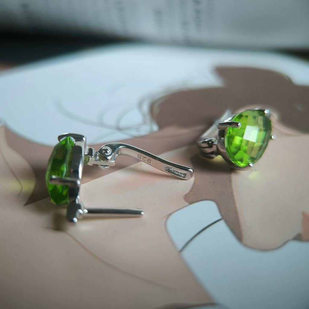 Серебряные серьги с хризолітом 6.196ct (60002443)