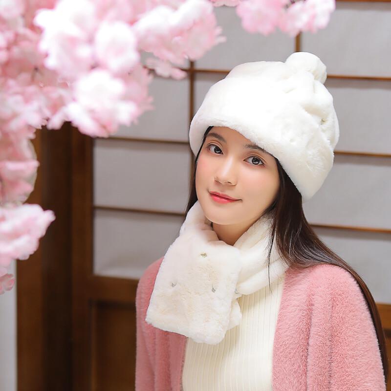 Women's Winter Japanese Style Hat, Scarf & Gloves Set