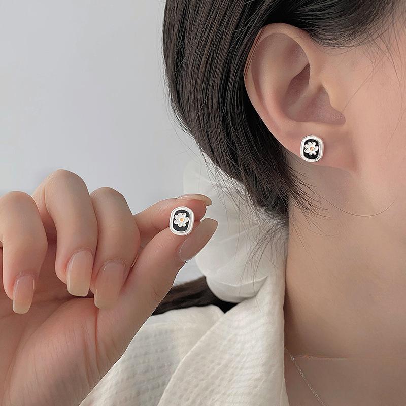 Серьги-капельки в виде маргариток в лесном стиле для женщин, милые, свежие, пасторальные универсальные ушки