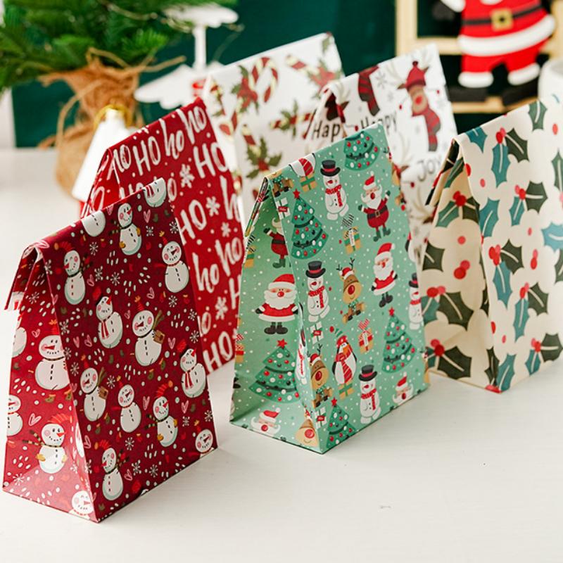 5Pcs Christmas Gift White Kraft Paper Gift Bags Christmas Tree Snowman Elk Festive Atmosphere Cookie Candy Packaging Bags