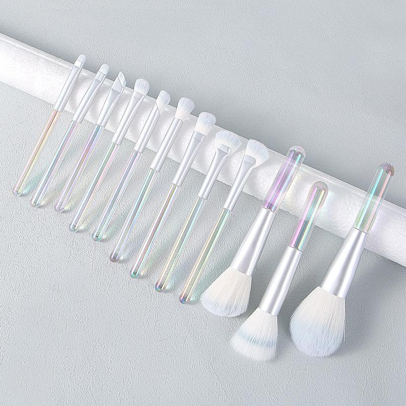 Профессиональный набор кистей для макияжа из 12 предметов, набор кистей премиум-класса из синтетического веганского материала для растушевки пудры, тонального крема, консилера, румян и теней для век, не тестируется на животных