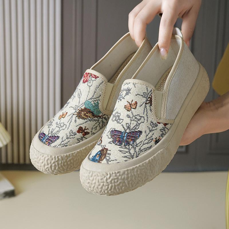 Embroidered Cloth Shoes Children's Spring New One-pedal Casual Sports Shoes Cloth Shoes Women