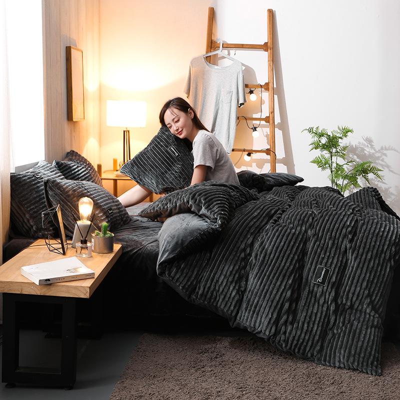 Роскошные комплекты постельного белья Домашний текстиль Покрывало Простыни Queen King Фланелевое одеяло Пододеяльник Коралловый флис Пододеяльники