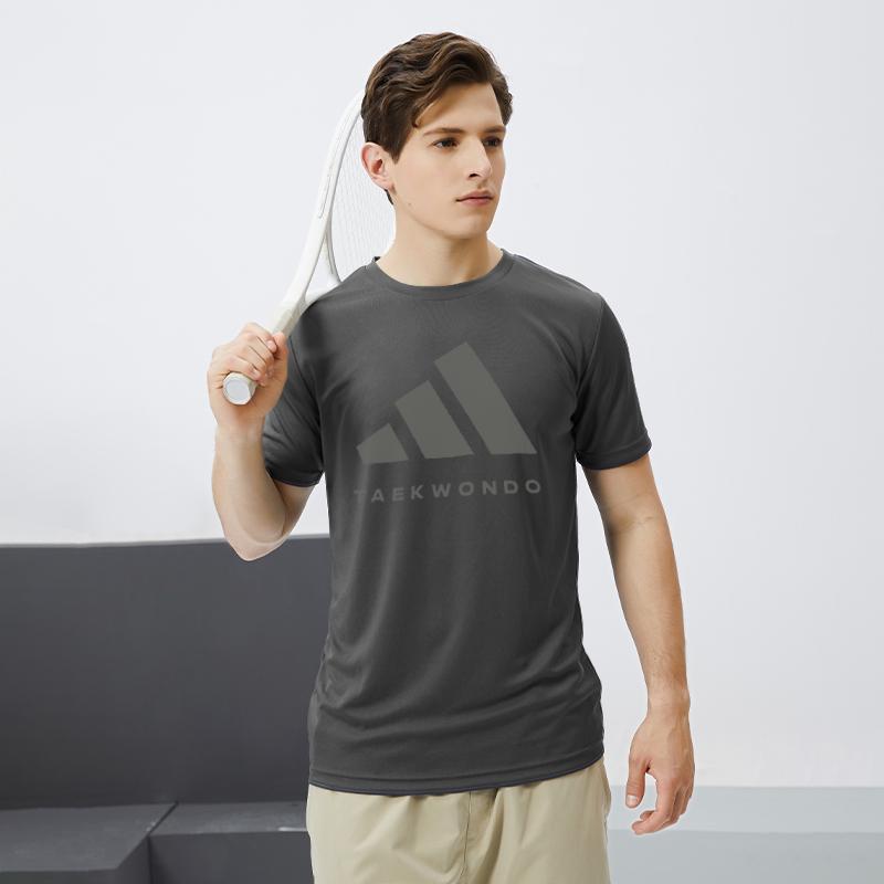 adidas Ретро футболка с круглым вырезом, удобная, дышащая, приятная к коже, с большим принтом логотипа, повседневная, с коротким рукавом, мужская, топы, серая ADICLTS24TK-GFC