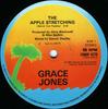12-дюймовая пластинка GRACE JONES - The Apple Stretching / Nipple To Th 12WIP6779 Island Records 1982 UK Соул/Фанк Б/У