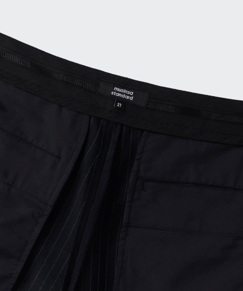 MUSINSA STANDARD WOMAN Women'S Pinstripe Deep Tuck Wide Slacks [Navy]