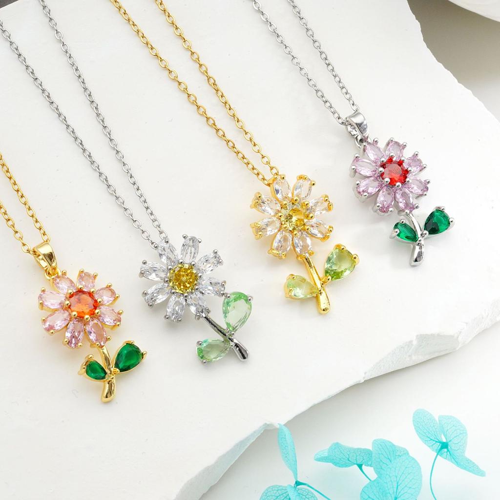 Fashion Sweet Zircon Sunflower Pendant Necklaces for Women Stainless Steel Chain Jewelry Accessories Wedding Party Gifts