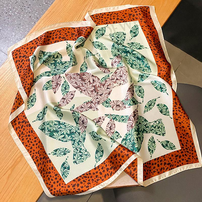 Элегантный леопардовый шарф для леди, модный квадратный шелковый шейный платок, бандана, фуляр, мягкие повязки для волос, женский, новый, буфанда