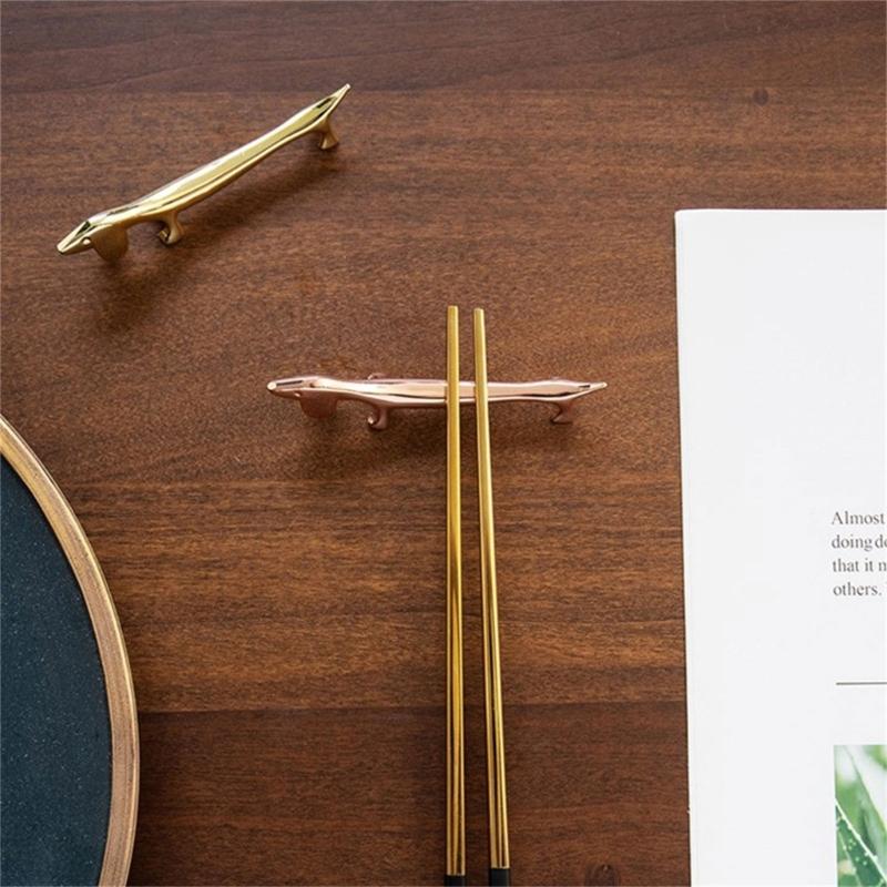 Convenient Zinc Alloy Sausage Dog Chopstick Stands Handy Dachshund Chopstick Stand Holder Durable Kitchen Accessories