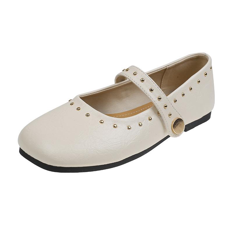 Весна 2025 года, новые ретро-туфли с заклепками, односложный ремень с пряжкой, толстый каблук, универсальные удобные туфли Мэри Джейн
