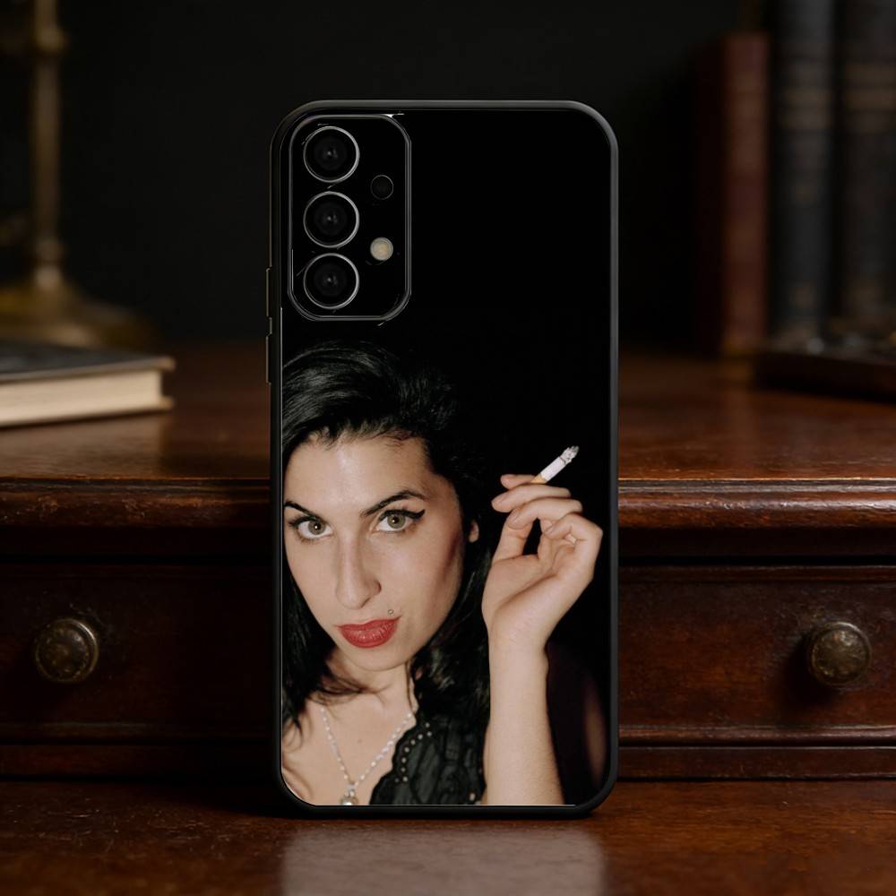 Чехол для телефона Amy W-Winehouse 80S для Samsung S25,24,21,22,23,30,Ultra,20,Plus,Fe,Lite,Note Мягкий черный чехол