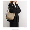 2023 Winter New Women's Bucket Bag, Niche Design, Large Capacity Commuting Shoulder/Crossbody/Handbag
