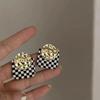 Трендовые клетчатые мозаичные серьги Осень/Зима 2025 для женщин