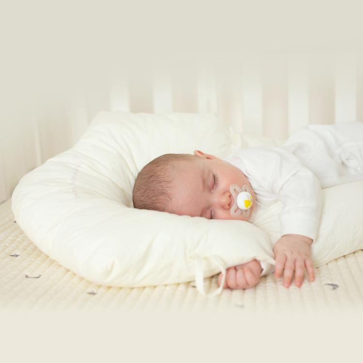 Baby Shaping Pillow Soothing Pillow Anti-Startle Newborn Baby Anti-Flat Head Head Shape Correction Pillow European and American Style
