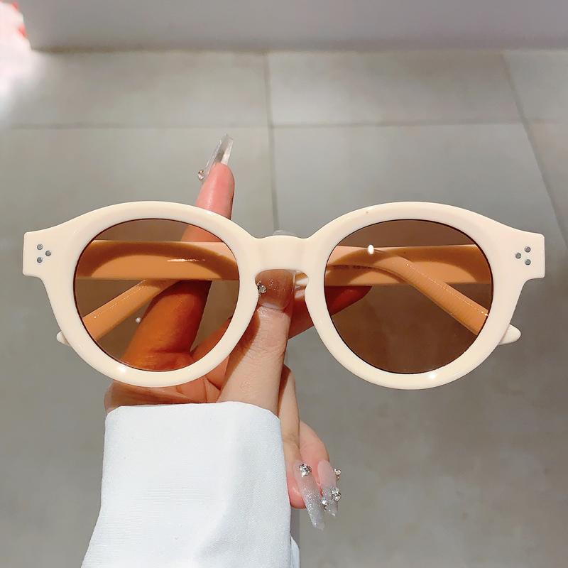 Vintage Round Sunglasses  New In Stylish Multi Candy Color Women Shades Trendy Fashion Brand Design Gradient Eyewear