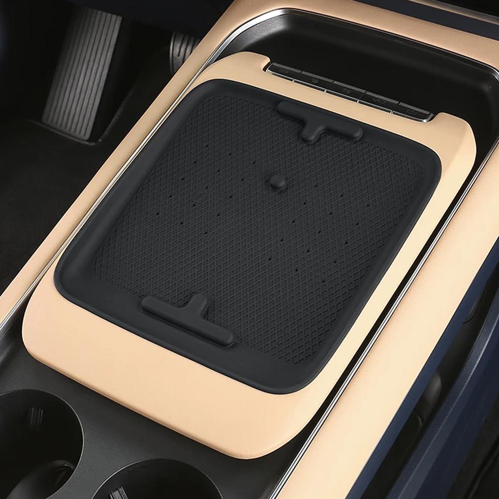 Для DONGFENG Voyah Free 2024 силиконовый противоскользящий коврик для автомобильного телефона, беспроводная зарядная подставка, модель 3, нескользящий коврик, автомобильные аксессуары