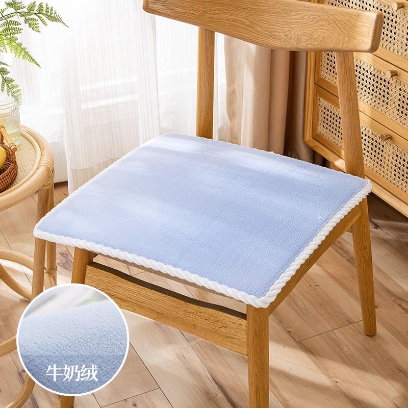 Soft Plush Chair Pads Winter Indoor Warmth Chair Covering Nonslip Comfort Dining Seat Pads Stool Mat Cover for Home Patio Kitchen Office Dorm