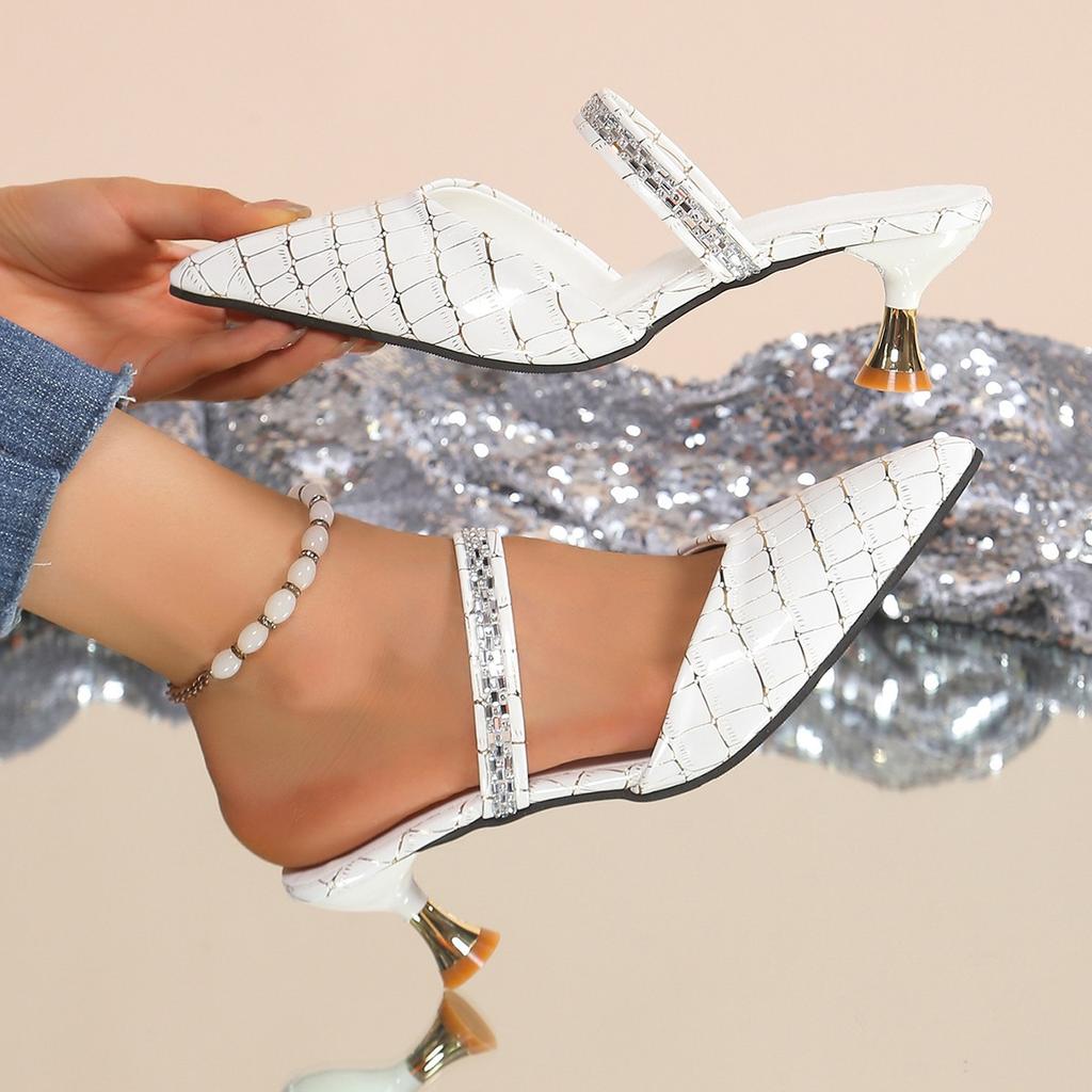 Большой размер сумка голова сандалии лето новые тонкий каблук носить острый носок стразы прохладные шлепанцы