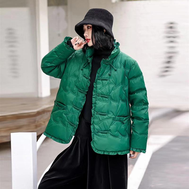 Короткий пуховик на пуговицах женский 2024 зимняя мода литературный и ретро теплый кружевной воротник стойка теплая белая куртка-пуховик