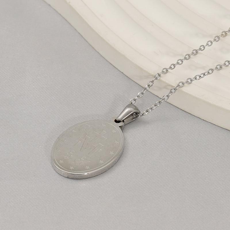 2025 Новые аксессуары Стильное простое ожерелье из титановой стали Овальный кулон Ожерелье Аксессуары