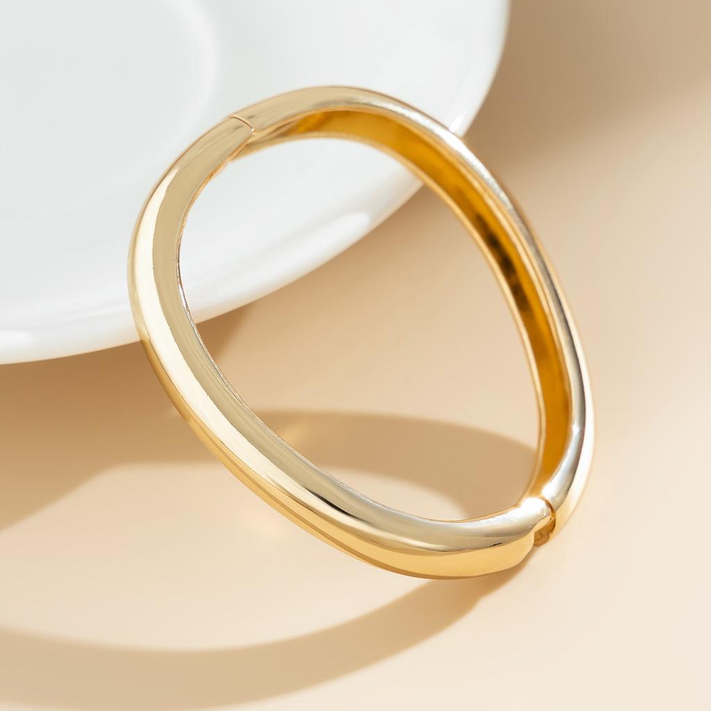 Европейский и американский преувеличенный стиль Браслет Ювелирные изделия 2025 Ромб Сплав Геометрический Браслет Аксессуары Простой Браслет