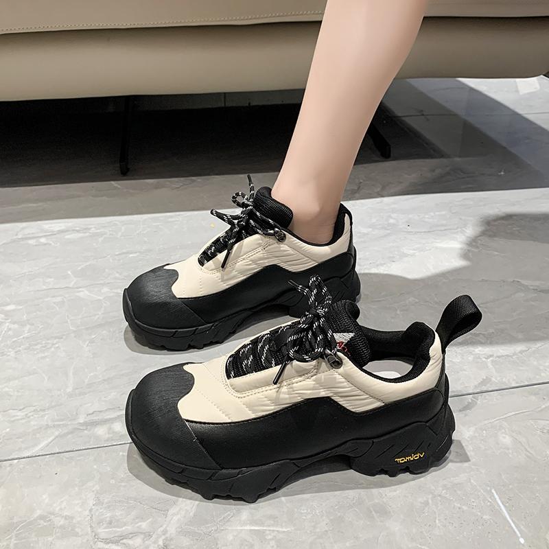 Мода 2024 года, походные кроссовки для женщин, весна-осень, новые модные простые кроссовки на все времена, женские повседневные кроссовки со шнуровкой в стиле ретро, универсальные спортивные туфли