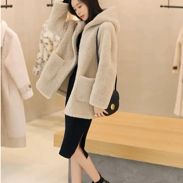 Женская осенне-зимняя куртка средней длины с подкладкой и утолщением, свободная однотонная теплая куртка с капюшоном