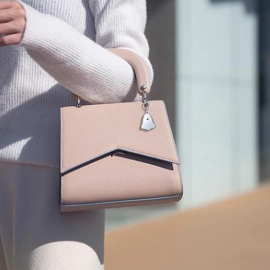 1/2 шт. Поисковик ключей Водонепроницаемый Беспроводной Пульт управления свистком Мигающее устройство для отслеживания ключей Портативный Легкий Локатор ключей Брелок Устройство против потери